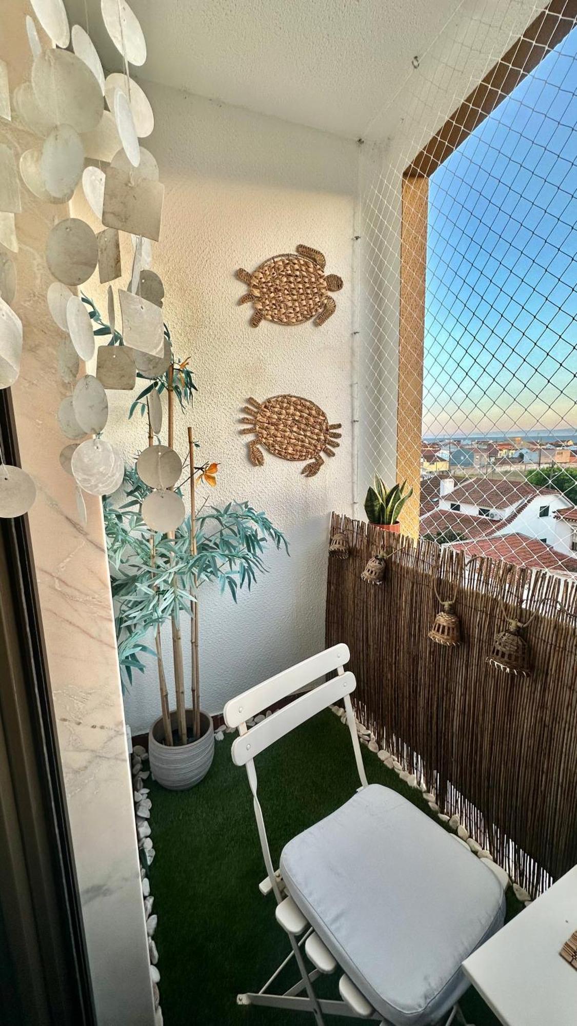1-Bedroom Sea View Apartment With Private Balcony Costa Da Caparica, Just 5 Minutes From The Beach Costa da Caparica Exterior foto