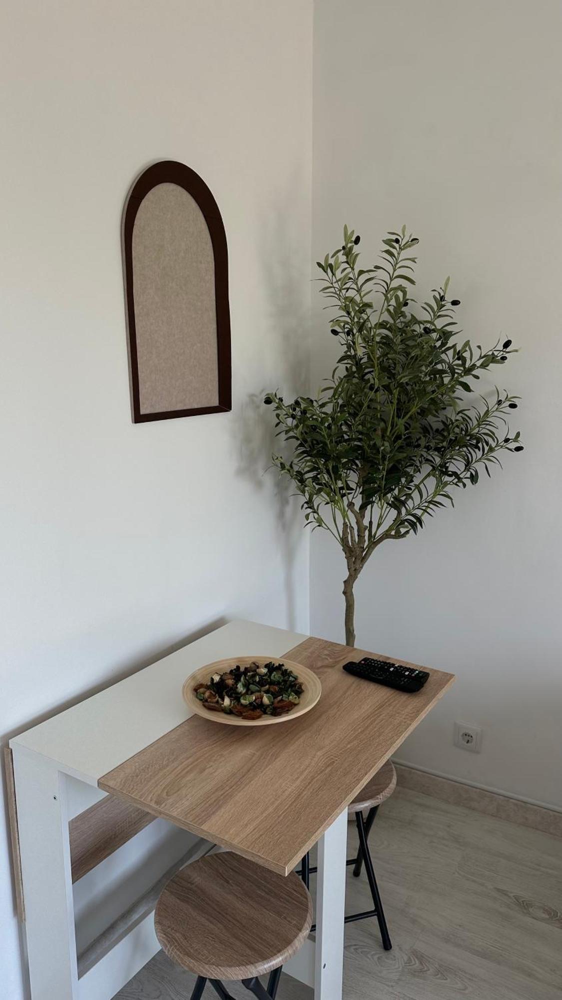 1-Bedroom Sea View Apartment With Private Balcony Costa Da Caparica, Just 5 Minutes From The Beach Costa da Caparica Exterior foto